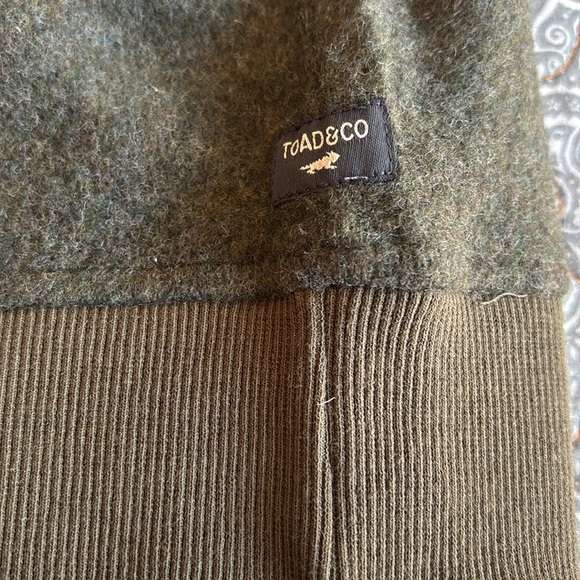 Toad & Co Green Crew Neck Sweatshirt Small NWT - Picture 5 of 7